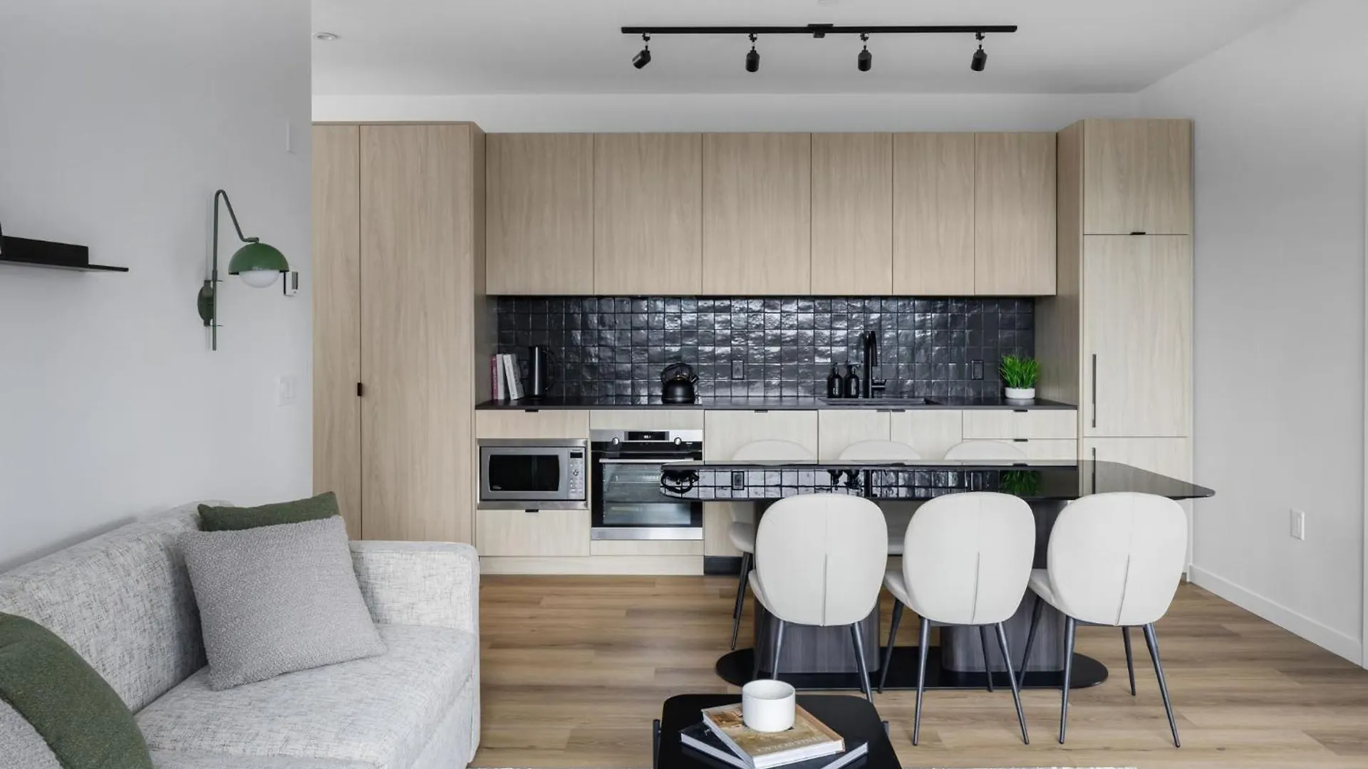 Smithe House Hotel Vancouver
