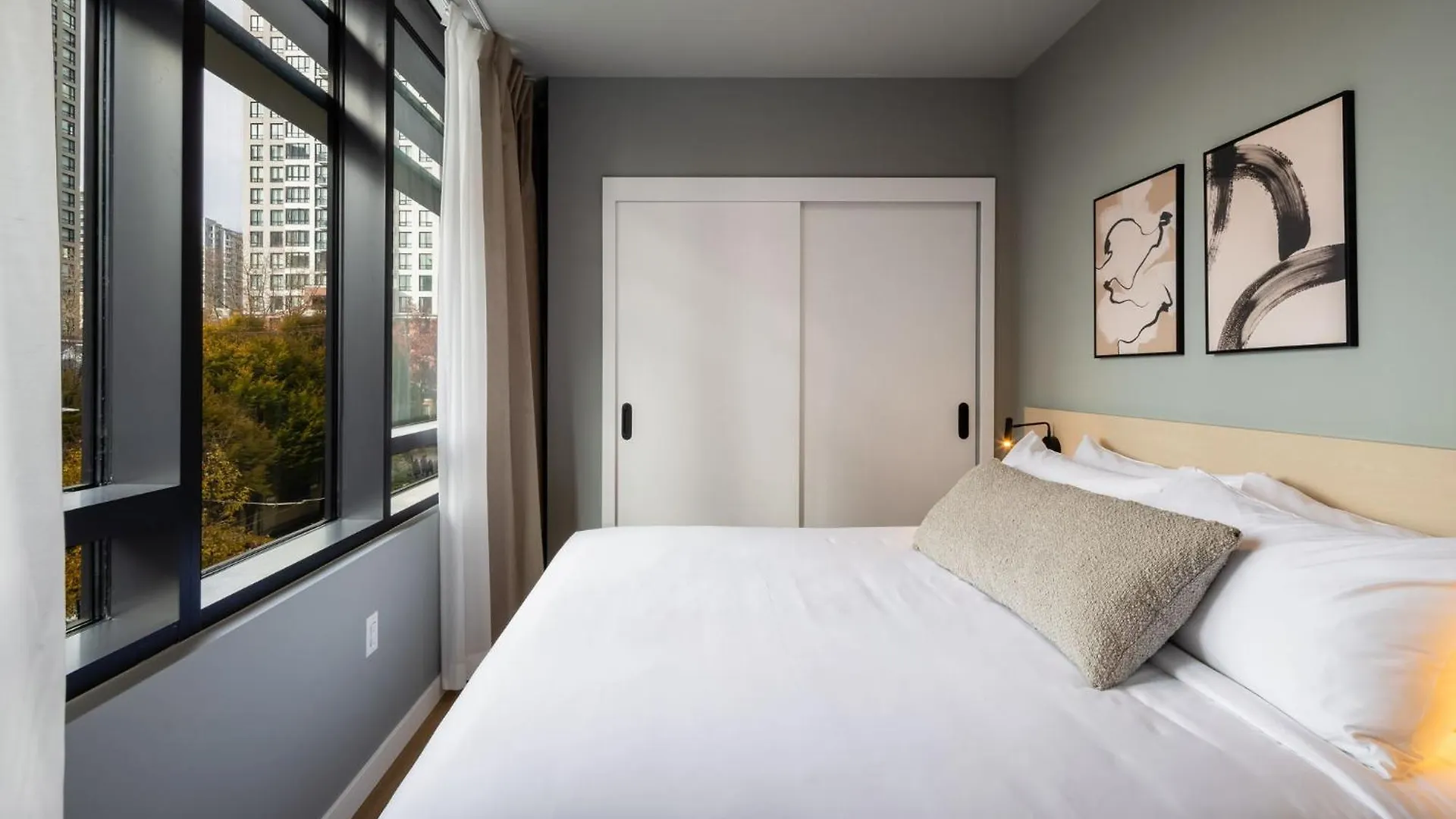 Smithe House Hotel Vancouver
