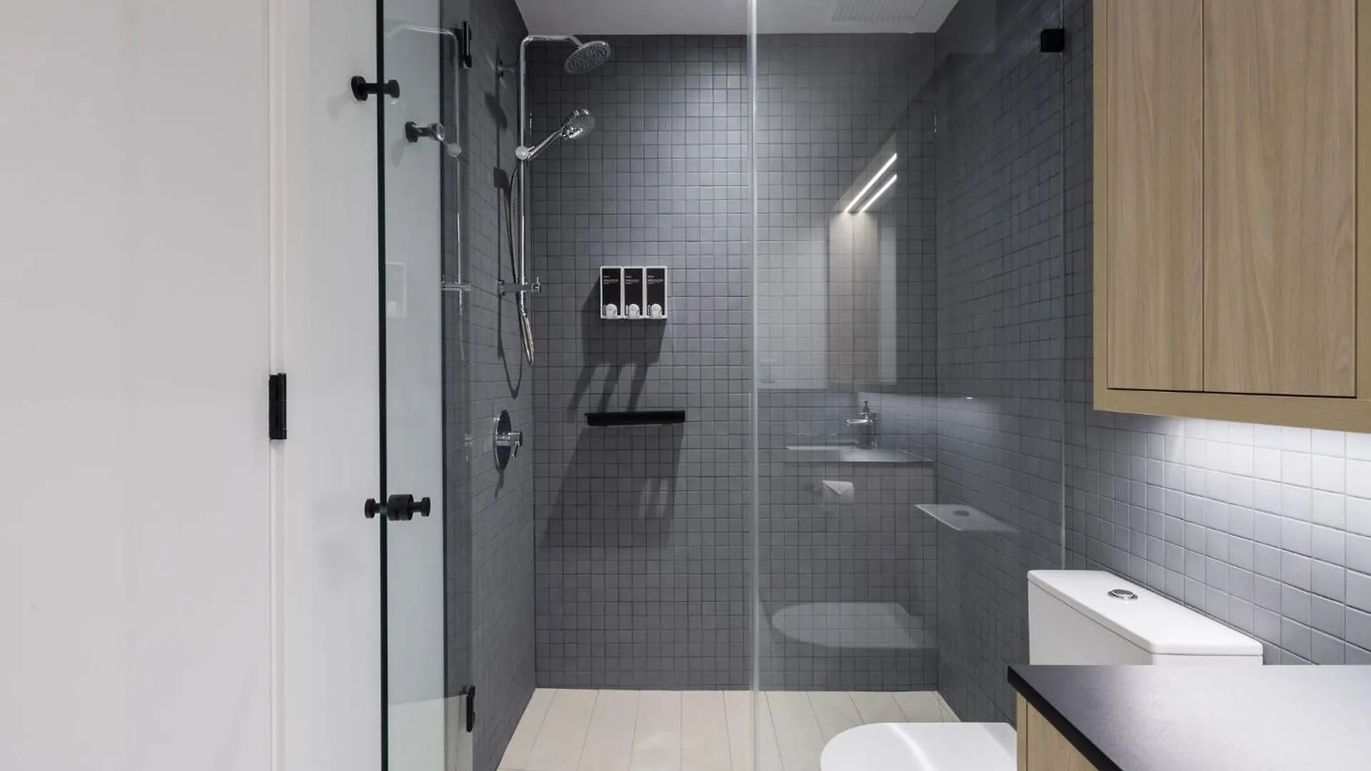 Smithe House Hotel Vancouver