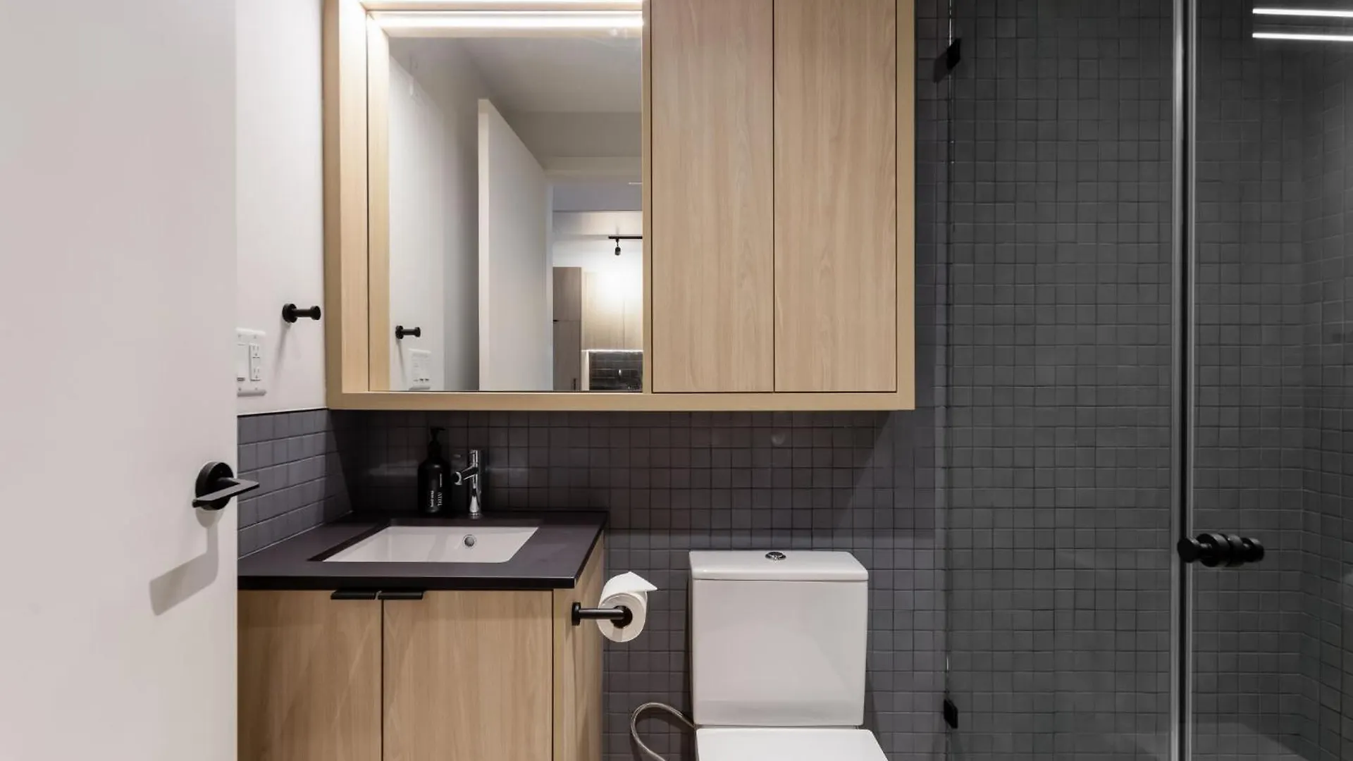 Smithe House Hotel Vancouver